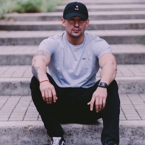 Meet your Posher, Brandon